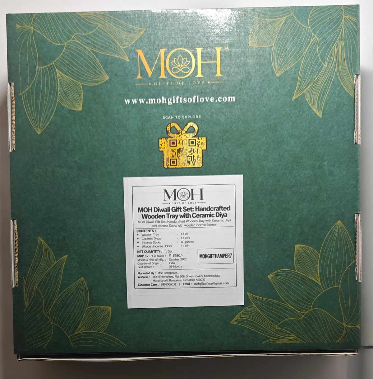 MOH Premium Pooja Thali Gift Hamper with Wooden Tray, Decorative Elephant Artwork and Red Lotus Diyas